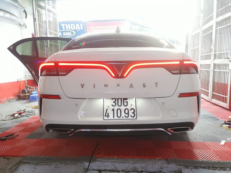 Độ pô cho xe VinFast