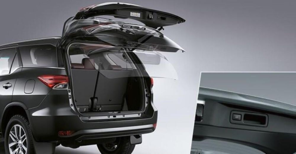 Cốp điện SetCar cắm giắc cho xe điện VinFast