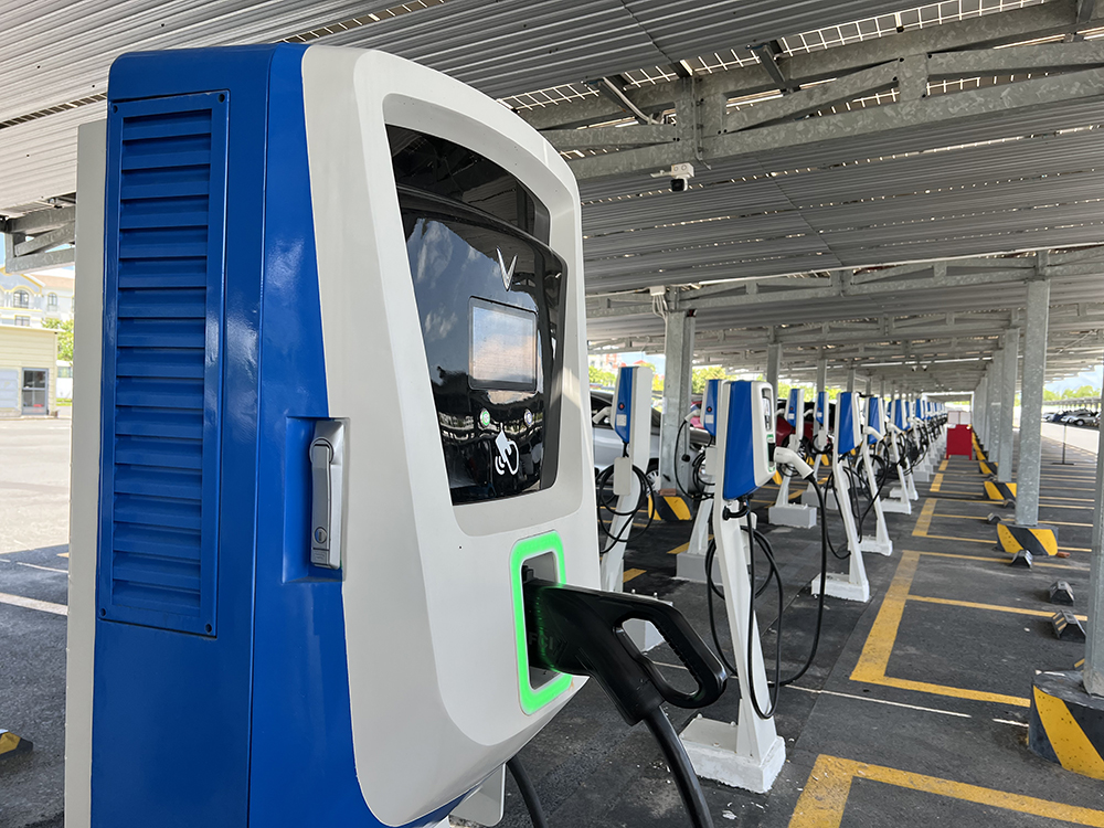 đầu tư trạm sạc xe điện VinFast