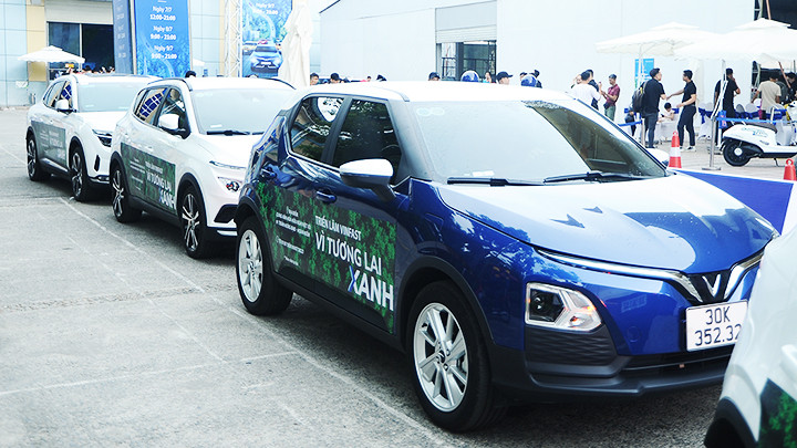 sạc xe điện